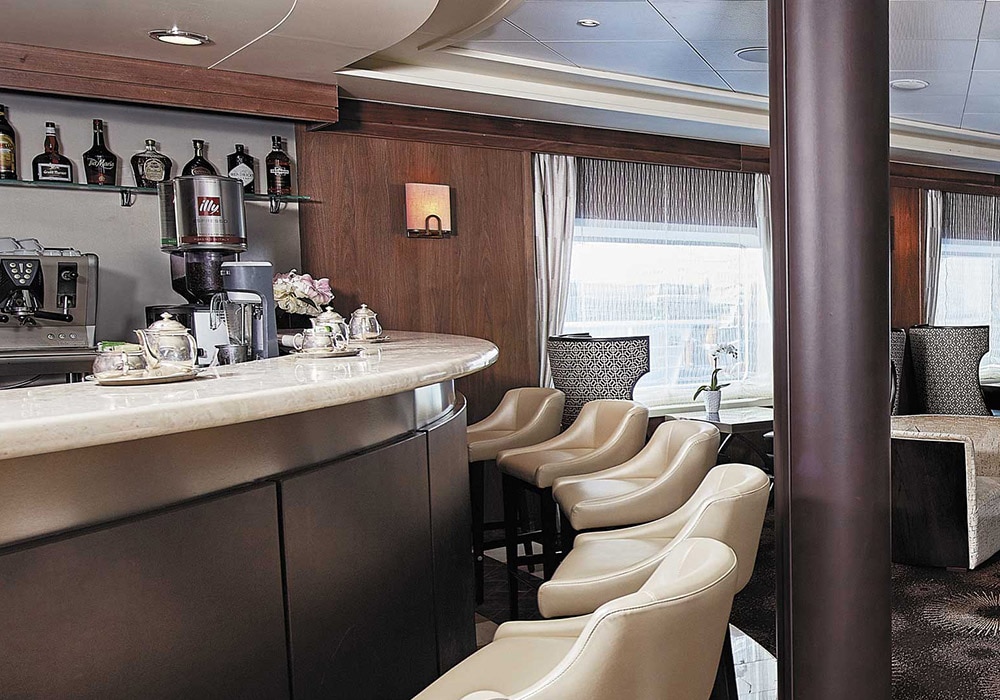 Regent Seven Seas Cruises - Seven Seas Navigator - Coffee Connection.jpg